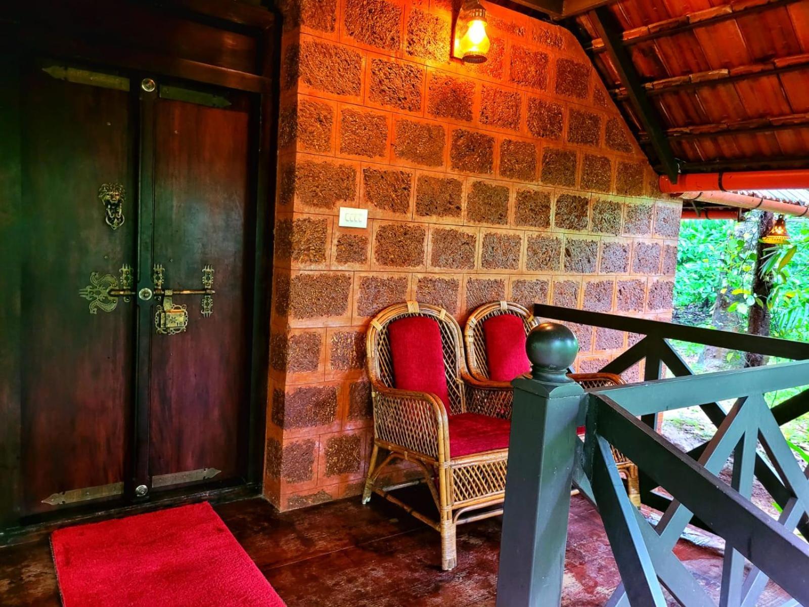 Greens Tree House & Wood House Sultan Bathery Δωμάτιο φωτογραφία